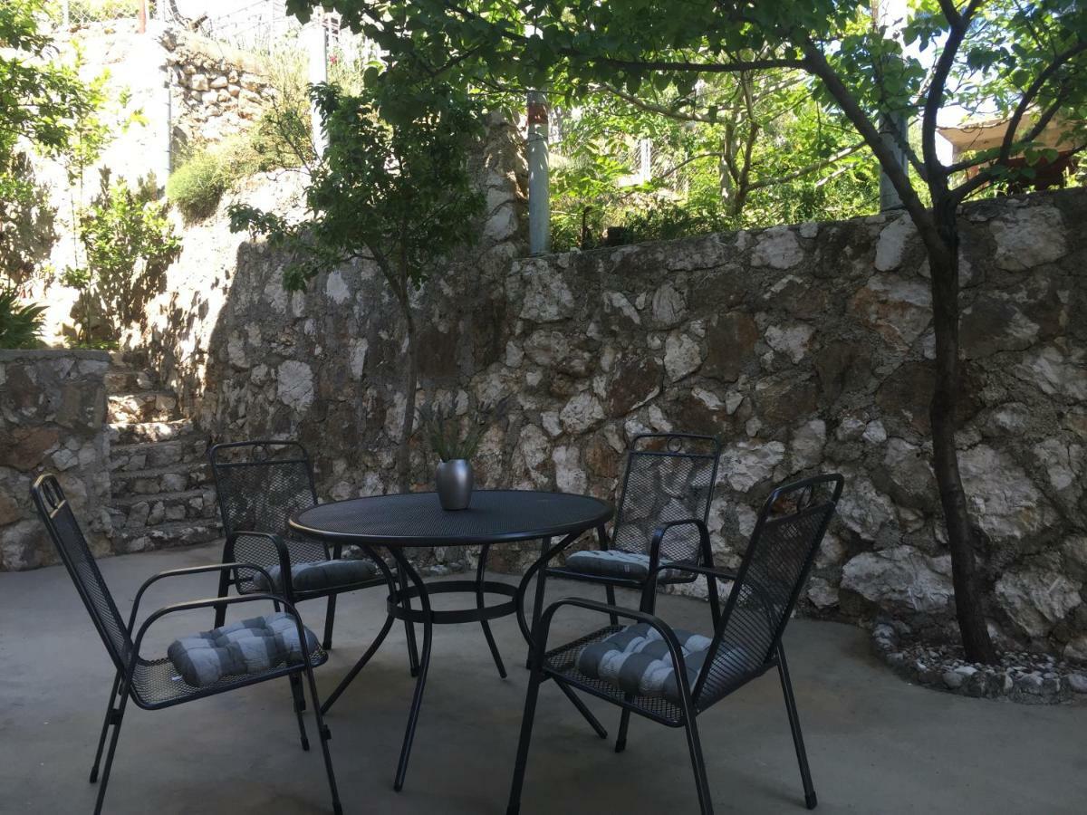 Apartmani Milka I Jozo Omiš Extérieur photo